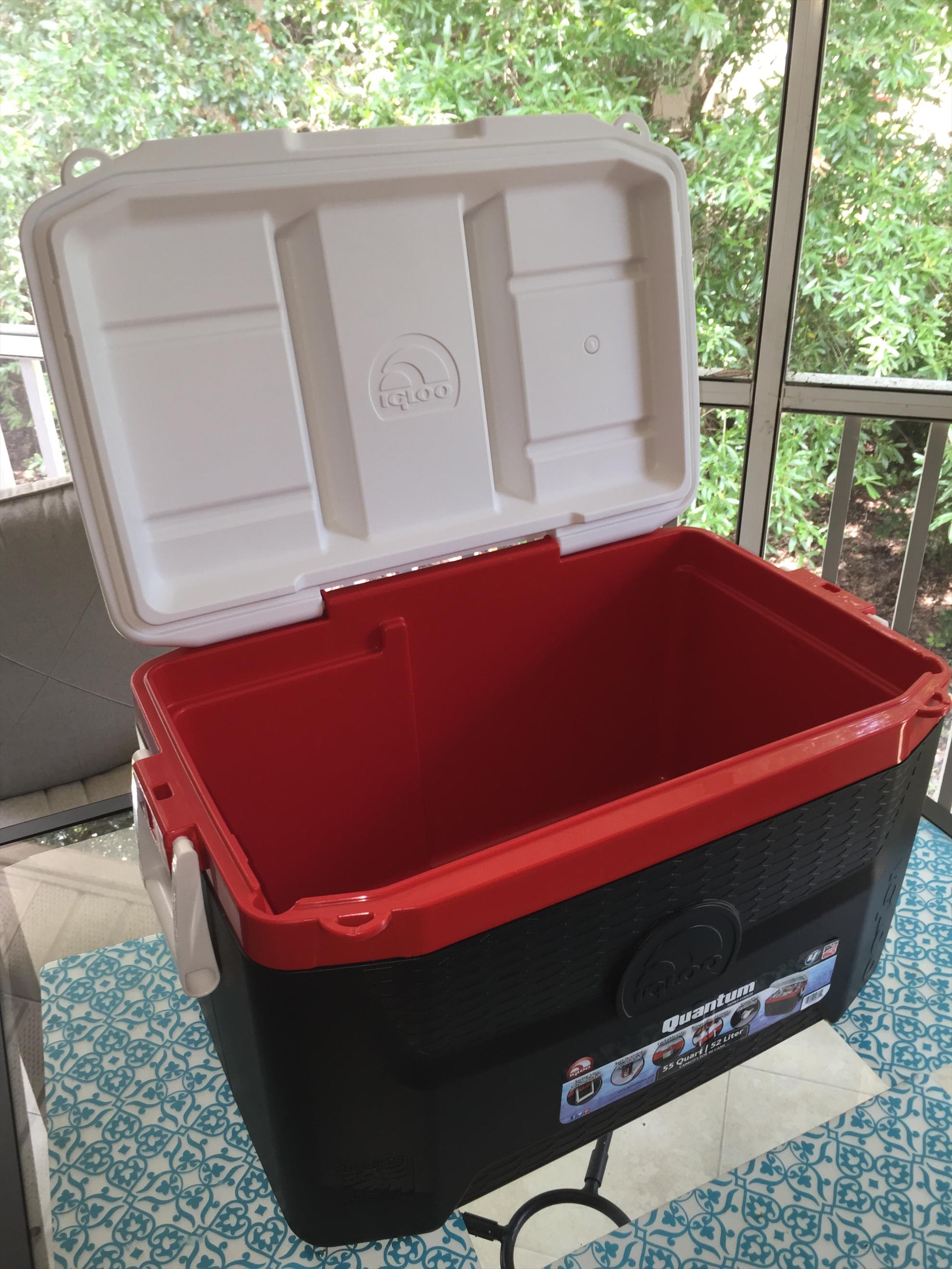 Lazi frigorifice IGLOO Quantum 55 Qt - image31.JPG