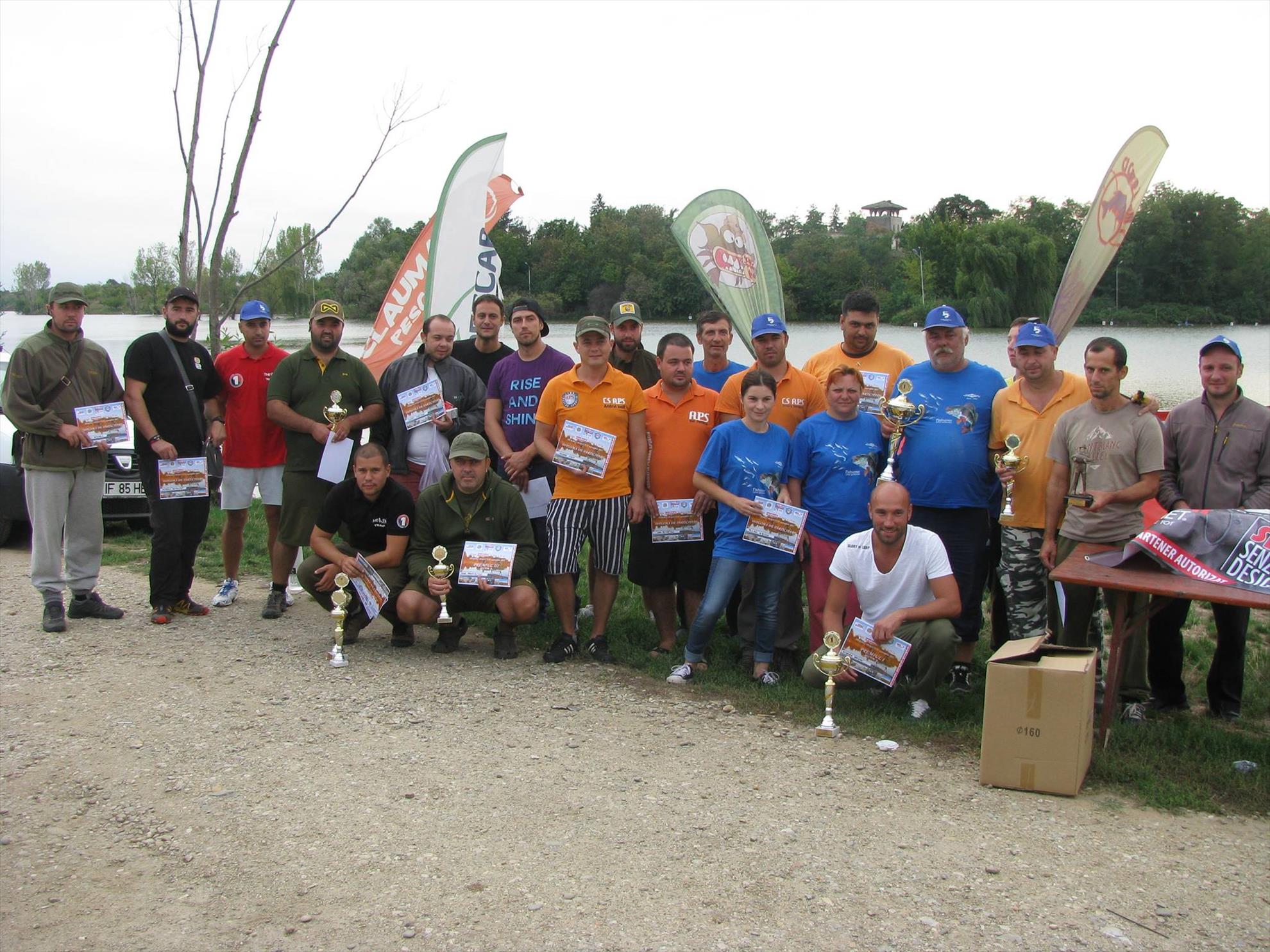 Cupa Carpbook 4 - 120827621019079991445693929790736o.jpg