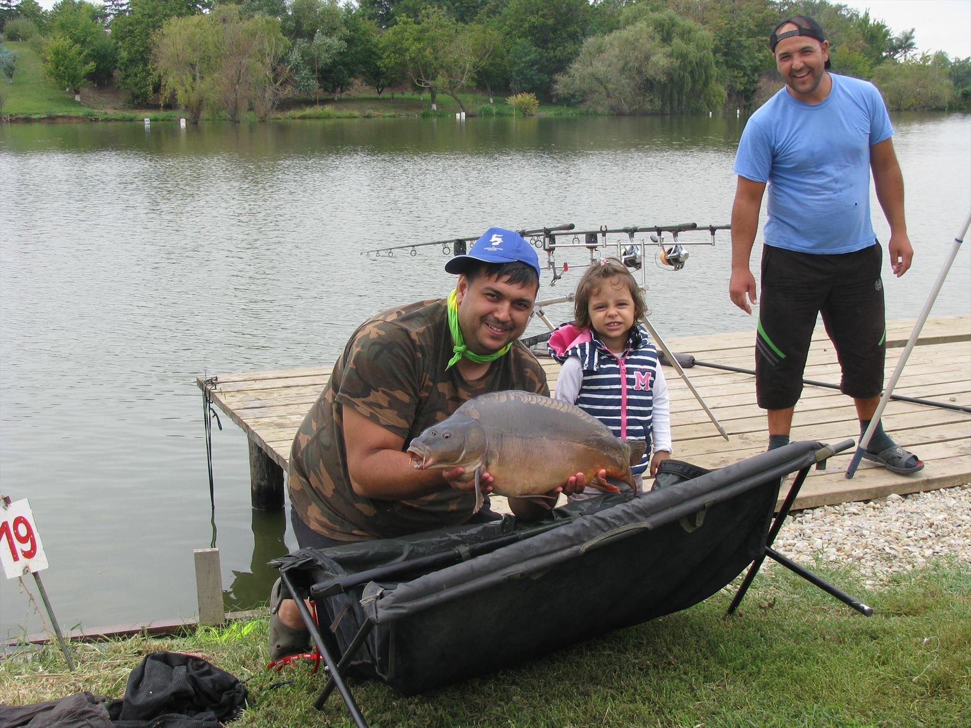 Cupa Carpbook 4 - 1208486310190800481123541138268922o.jpg