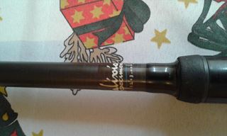 Lanseta Shimano Alivio Specimen + husa NGT