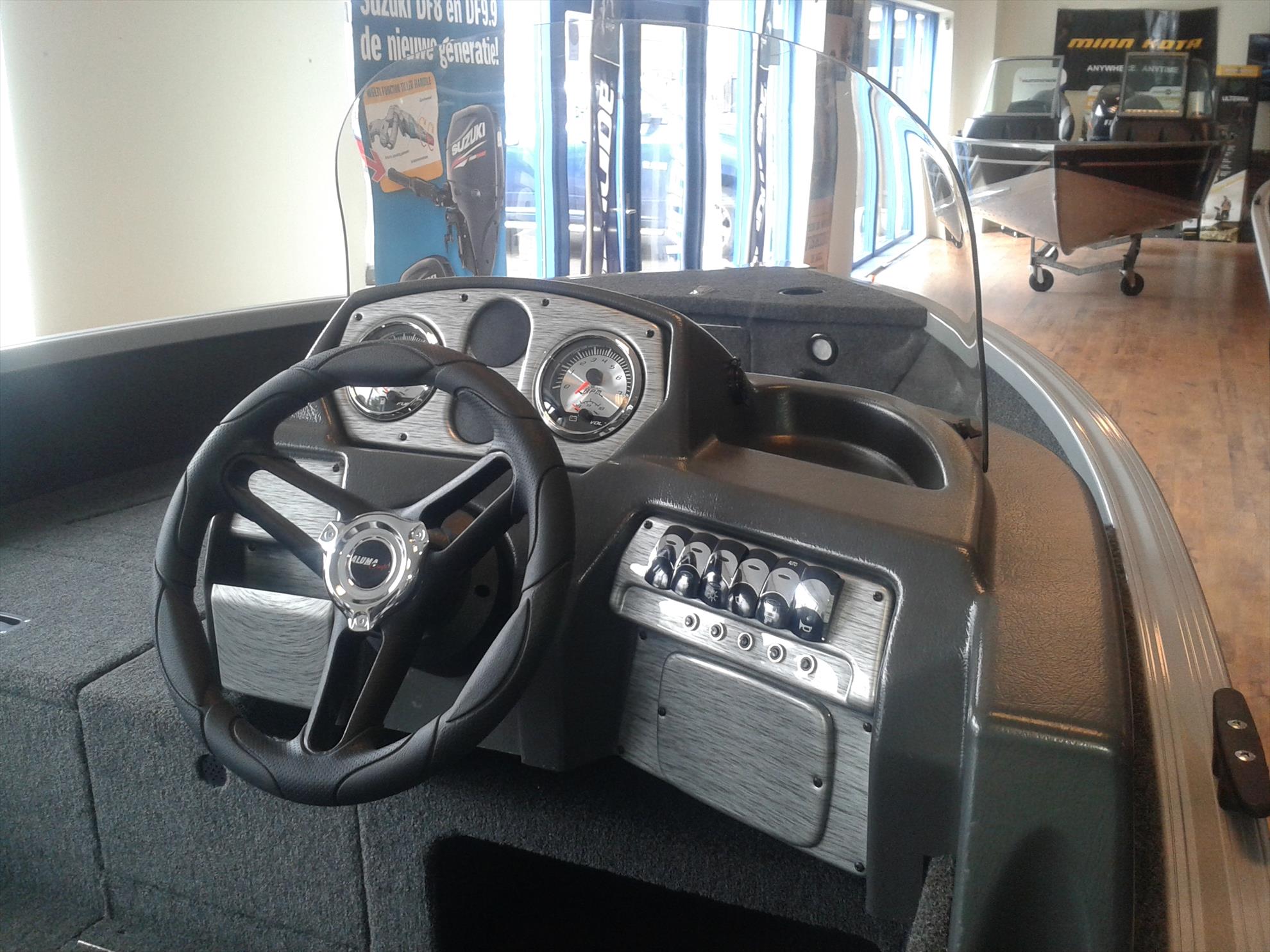  - comp-165cs-volan.jpg