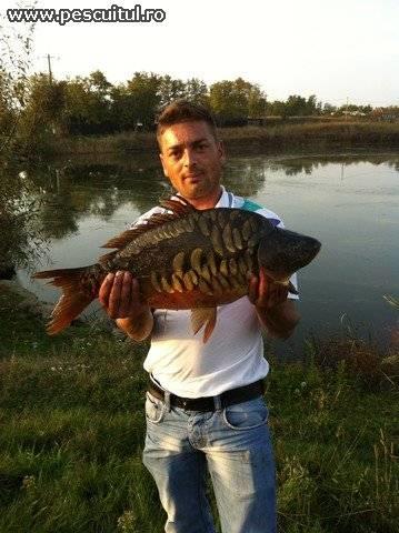 CAPTURI PESCARI - ccc.jpg