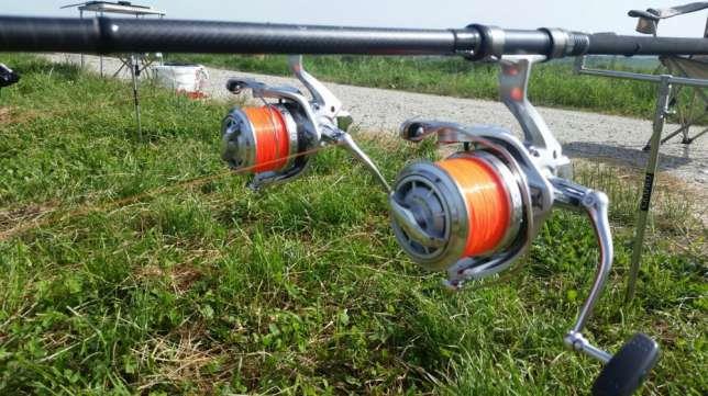  - 1124172103644x461vand-2-mulinete-shimano-ultegra-xsc-10000-echipamente-pentru-sport1.jpg