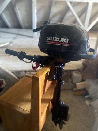 Motor Suzuki 