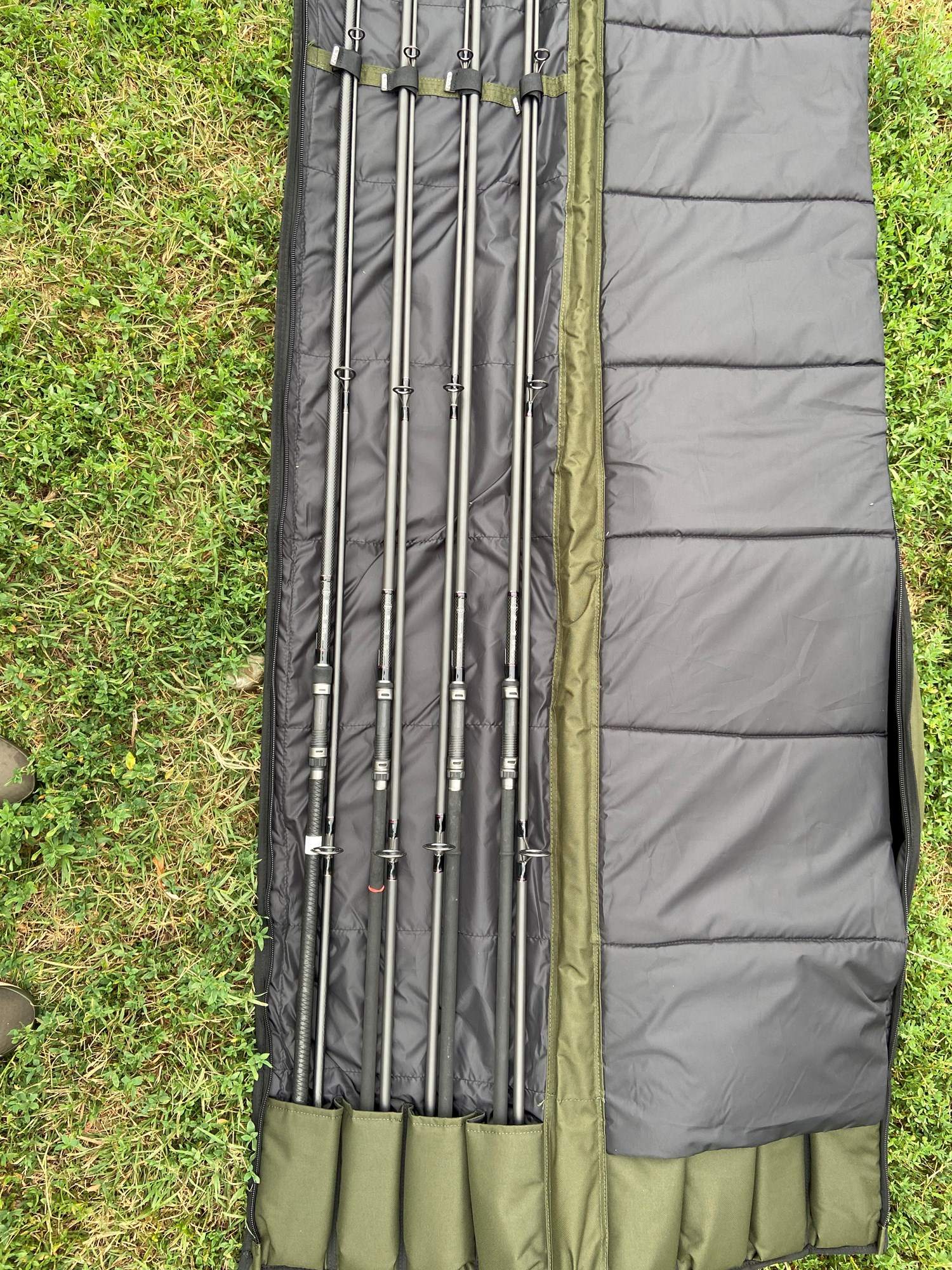  - CD8BAE1B90A64B27921275E562AEB6F2.jpg