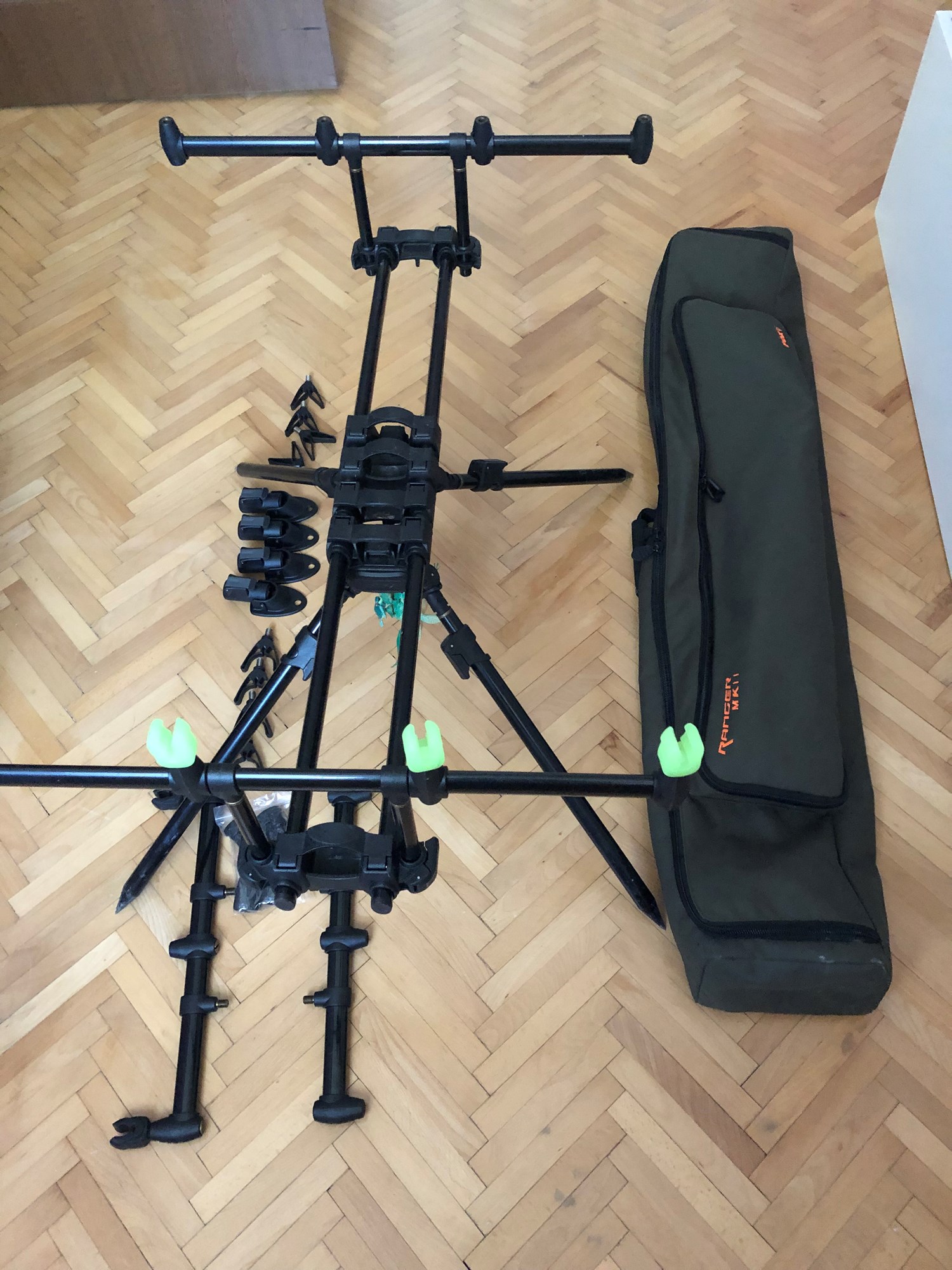  - Husa rodpod accesorii