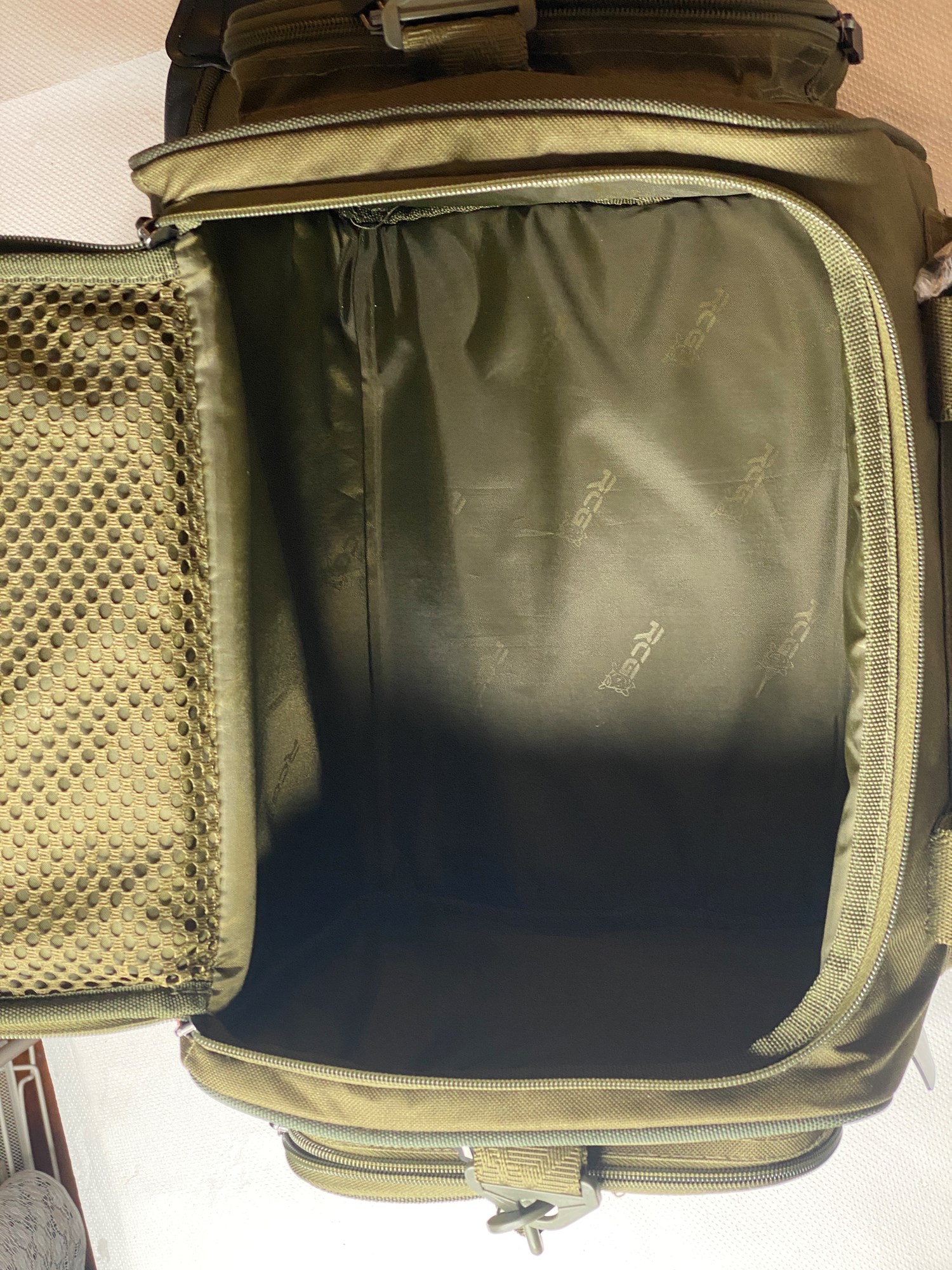  - 6D9290C66BE543D7825BAA6193C98604.jpg