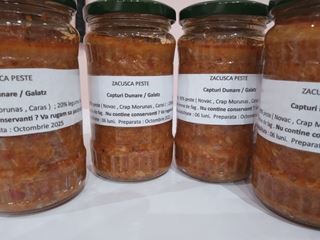 Zacusca peste gust exceptional :) 