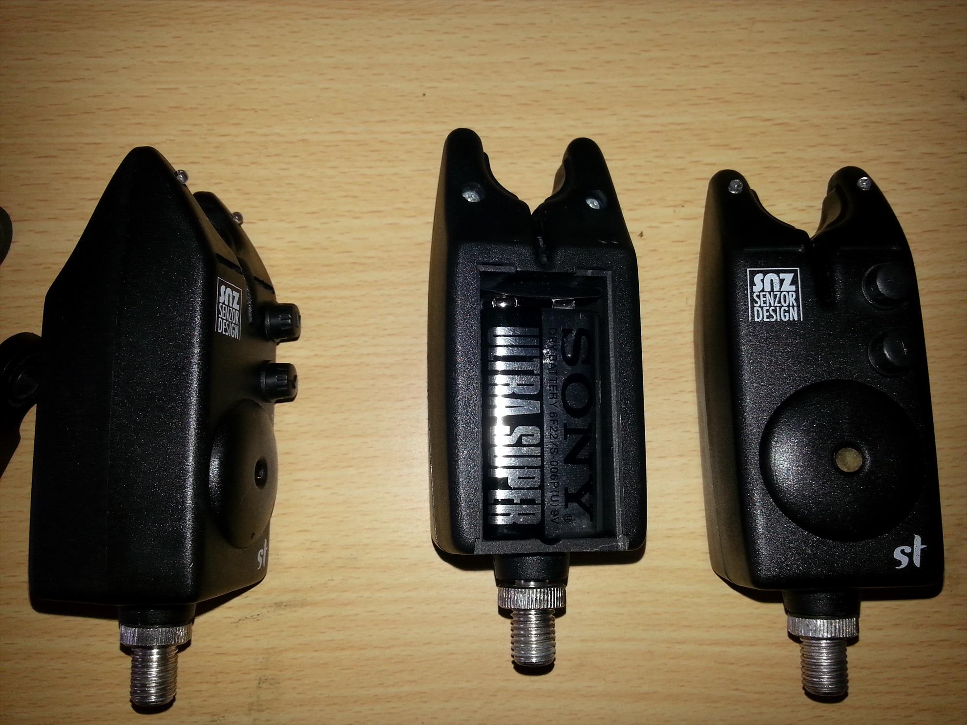  - senzori Senzor ST,cu led albastru;