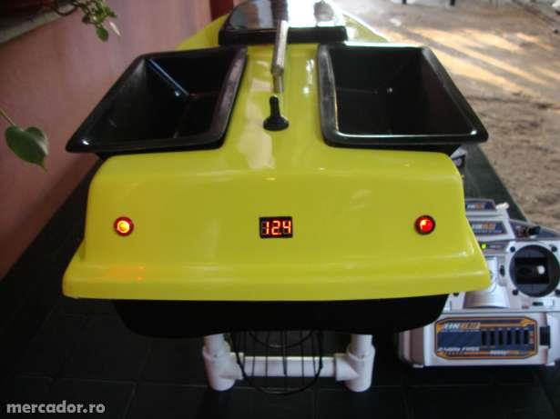  - 139454696644x461barca-de-nadit-plantat-.jpg