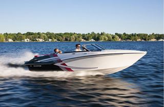 Barca Glastron GTS 205CB model 2013