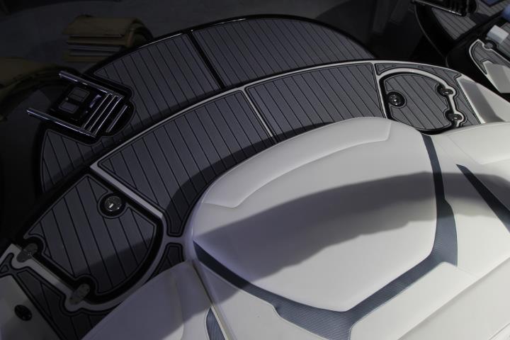  - monterey-224-fsc-fsx-red-12.JPG