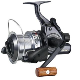 4 mulinete daiwa infiniti 