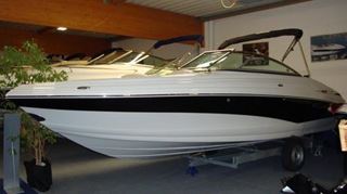 Barca Crownline 235 SS pret redus model 2012