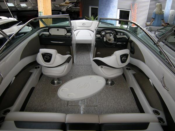  - Crownline 235 SS punte