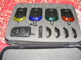 Set 4 Avertizori  + Statie Prologic VTSW si Rodpod