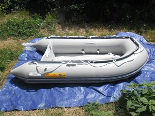 Barci pneumatice DanubiusBoat cu chila gonflabila