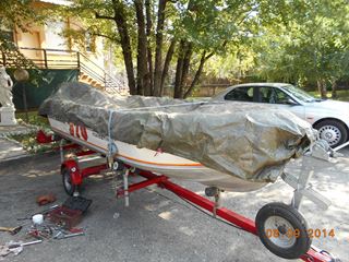 Barca din aluminiu cu motor si peridoc (sau fara )