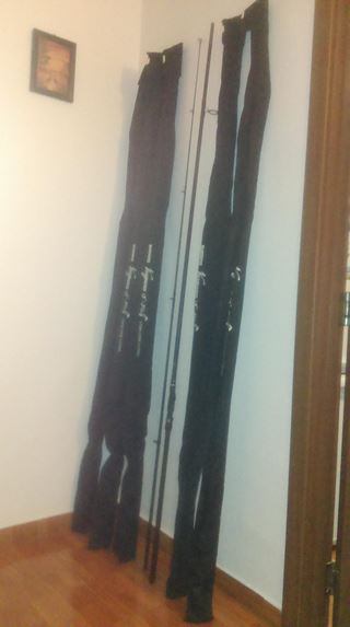 6 lansete Shimano Vengeance de 3,90 m, 3,5 lb din 2 buc.