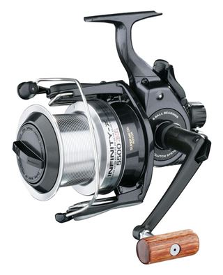 4 mulinete Daiwa Infinity 5000