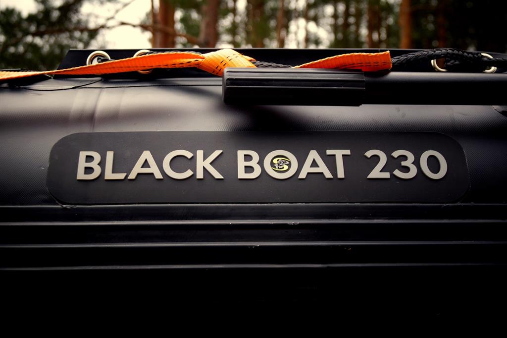 Carp Spirit Black Boat 230