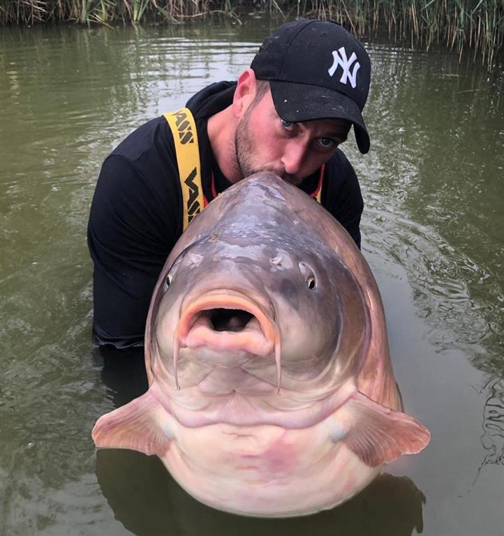 new carp world record 2018