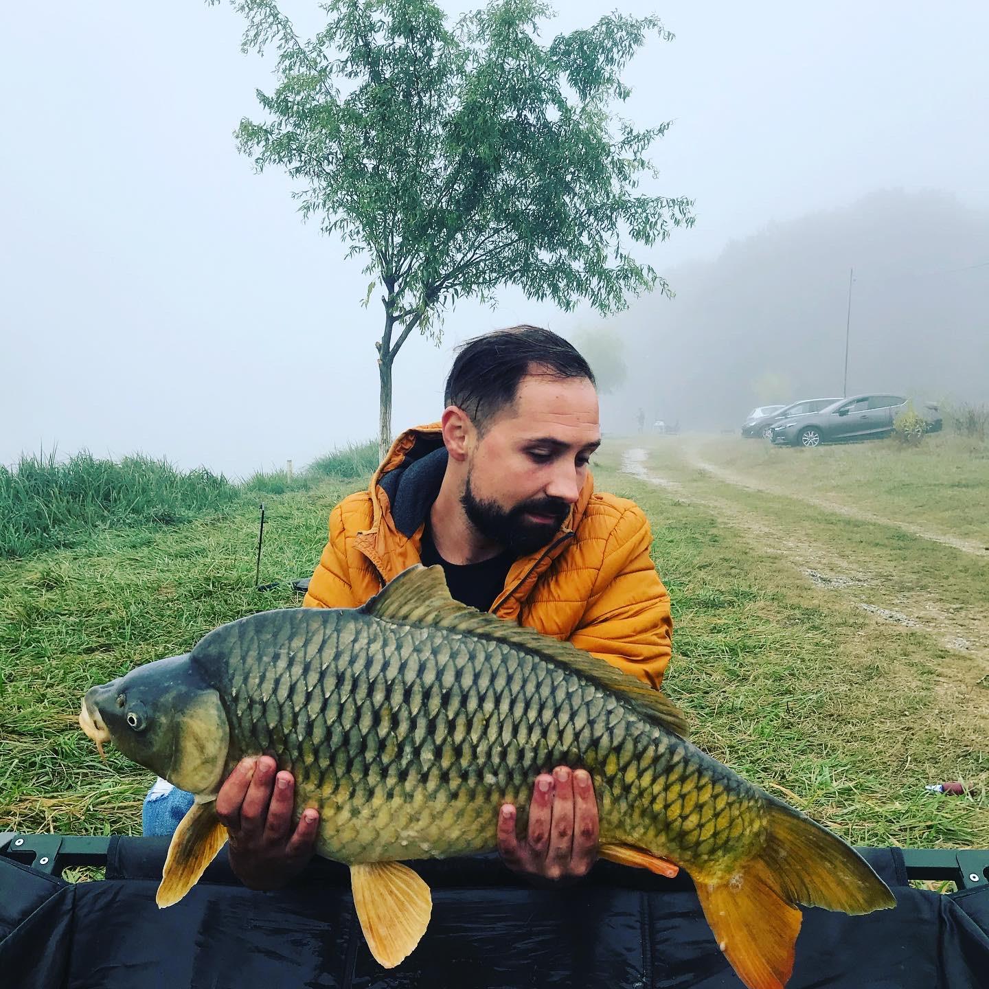 Horia Anton, pescar de crap, autor al ghidului despre saculeti si pungi solubile