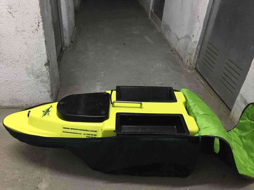 Barcuta Delfin XXL.jpg