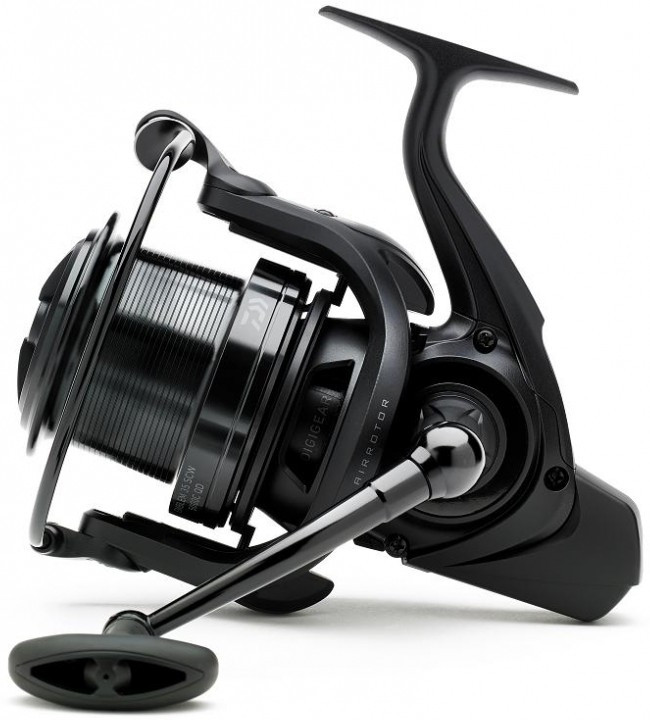 mulineta_daiwa_emblem_35_scw_5000c_qd.jpg