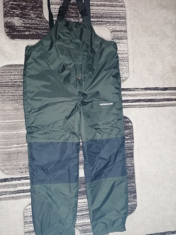 pantaloni.jpg