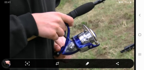 Screenshot_20230318-004158_YouTube.jpg