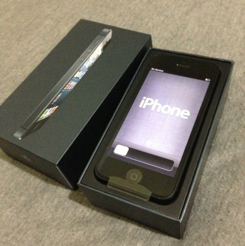 apple-iphone-5-black-16gb-neverlocked-nou-garantie-internationala-apple-170740-0e1548d3.jpg
