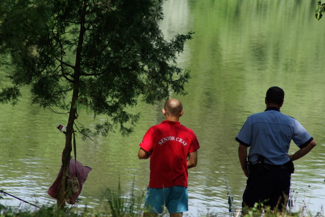 sau o fi venit pt bautura in timpul concursului.JPG