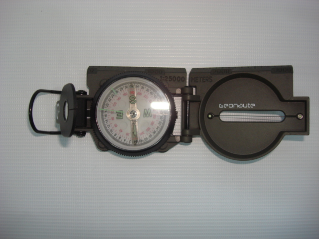 18. Busola Geonaute = 30lei