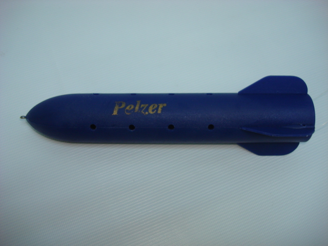 27. Racheta nadire Pelzer = 10lei