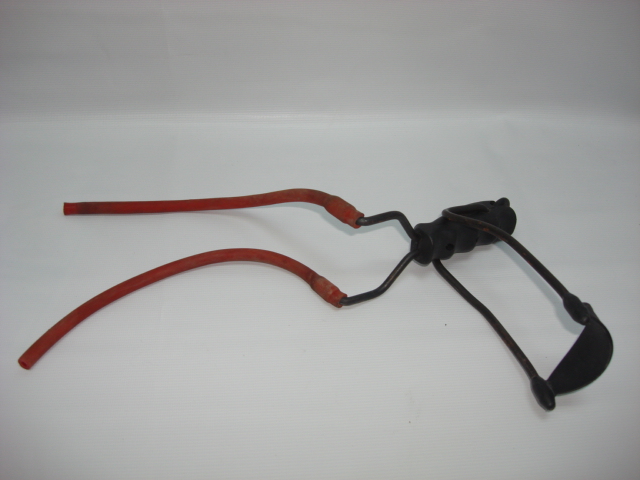 54. Prastie militara fara cupa = 30lei