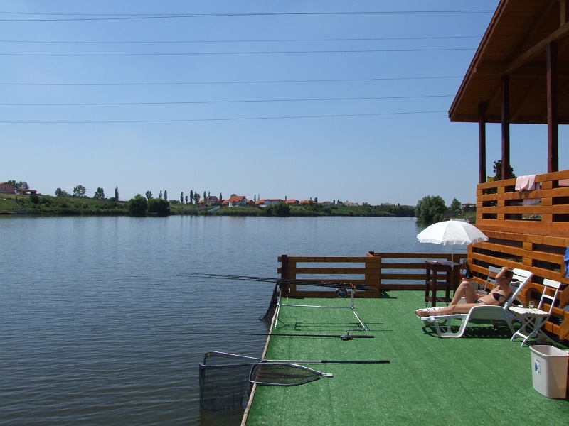 Ponton+ lansete.JPG