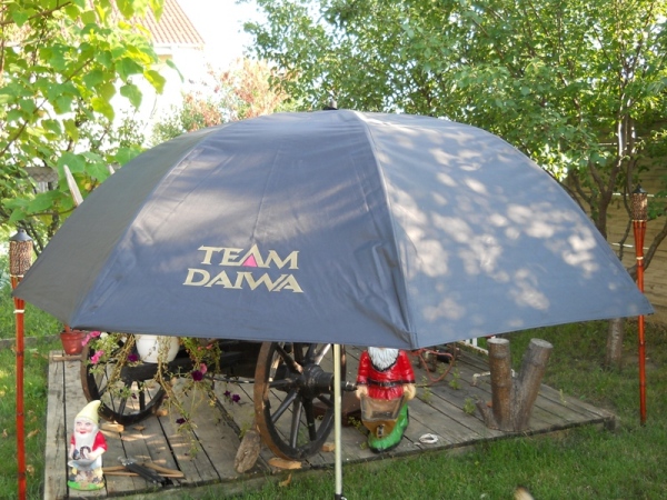 Team Daiwa - Brolly - 1.JPG