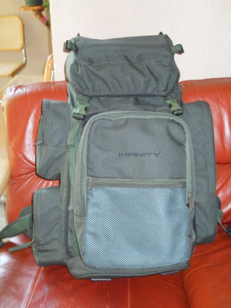 Daiwa Infinity - Rucsac - 2.JPG