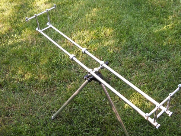 Daiwa Infinity - RodPod - 9.JPG