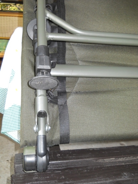 Daiwa Infinity - Scaun - 3.JPG