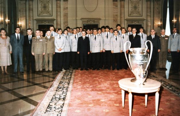 19_ceausescu_steaua_cupa_IICCR.jpg