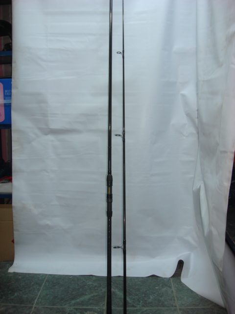 33. Lanseta FOX Warrior 3,90m 3,25LB; Inel plecare de 40 = 250lei