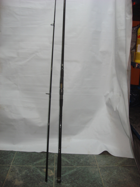 34. Lanseta Shimano Technium 3,90M, 3lb; inel plecare de 40 = 250lei