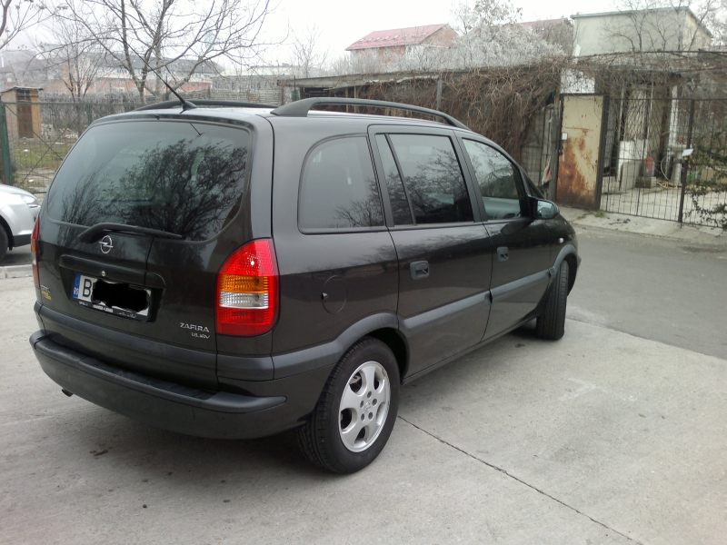 zafira1.jpg