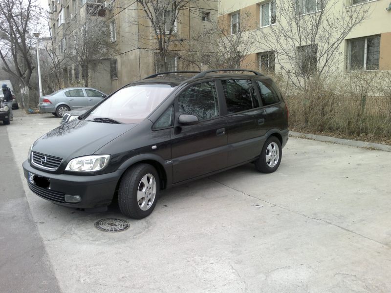 zafira8.jpg