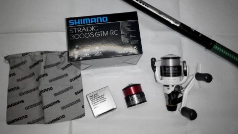 Mulineta%20Shimano%20Stradic[1].jpg