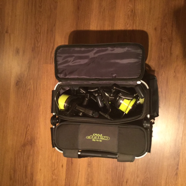 GEANTA CARP PRO (2).jpeg