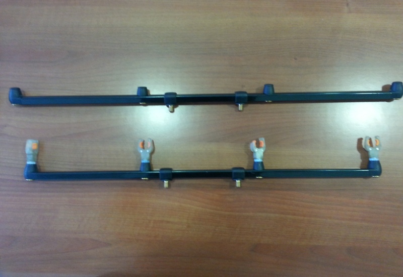 Buzzbari skypod 4 posturi- schimb cu 3 posturi. Pret 140 Ron fara suportii pt lansete sau 180 ron cu suportii suportii prologic .