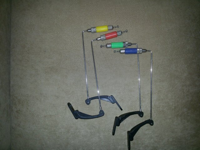 swingeri K-Karp Stiff Hanger.jpg